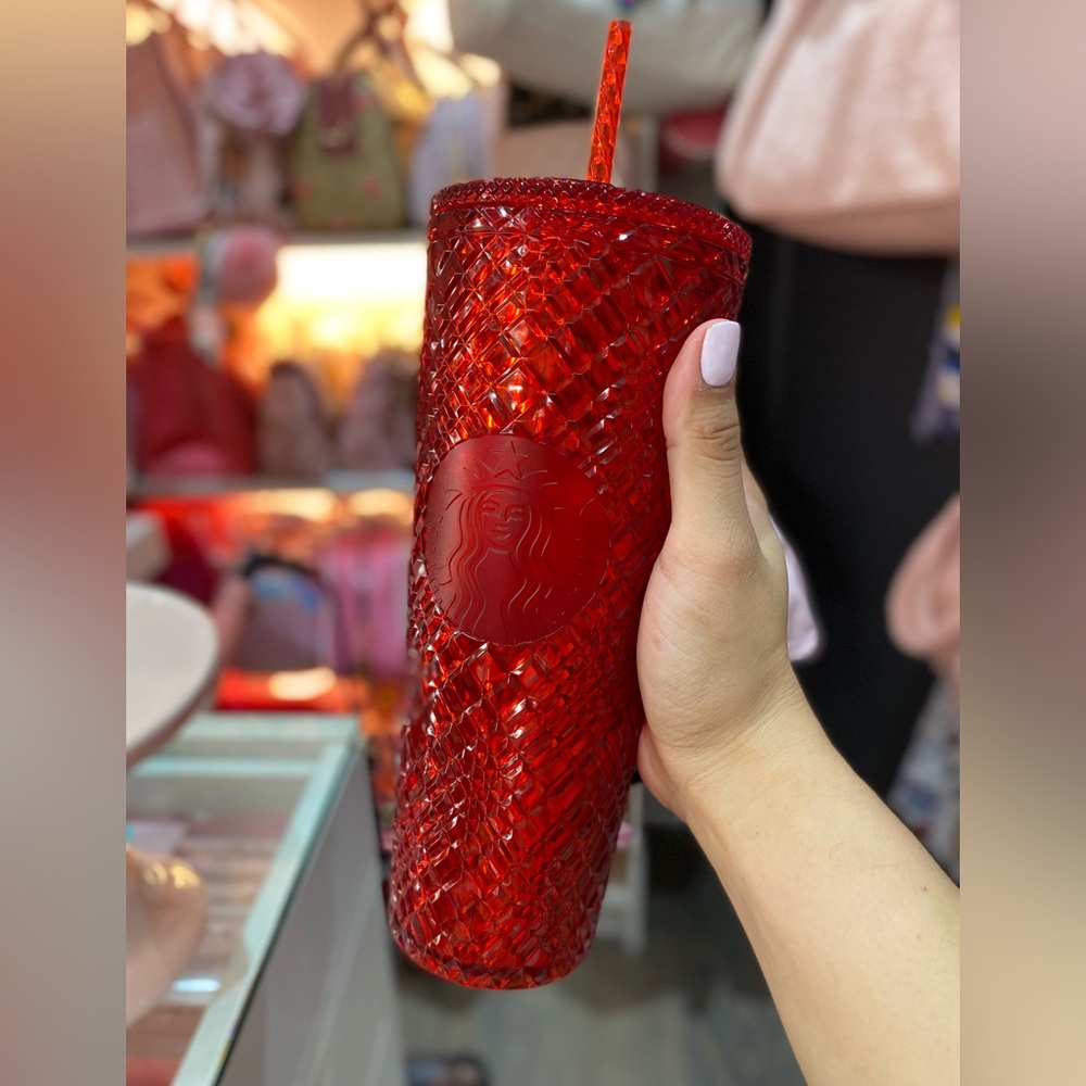 New 2022 Holiday Special Edition Starbucks Ruby Red Tumbler